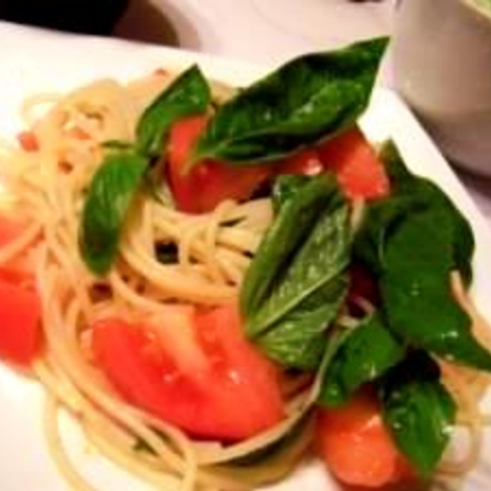 トマトとスイートバジルの冷製パスタ レシピ 作り方 By Bondibeach 楽天レシピ トマトとスイートバジルの冷製パスタ レシピ 作り方 By Bondibeach 楽天レシピ